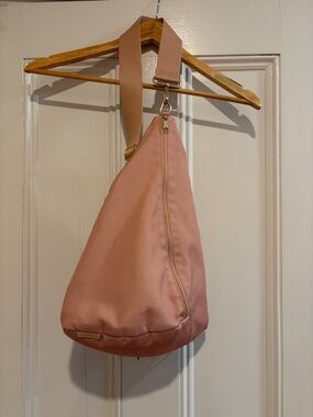 Everyday Sling Bag in Dusky Pink
